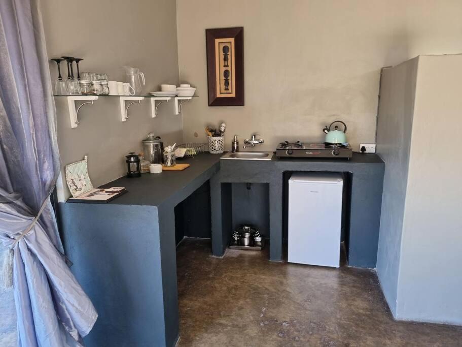Hackberry House Black Thorn Cottage, Off Grid Khemsbok Kültér fotó